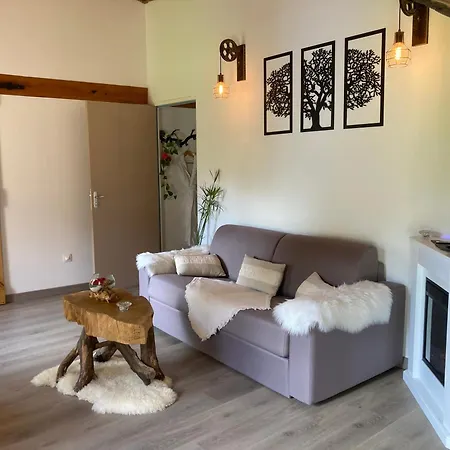 River & Vendégház Saint-Ilpize