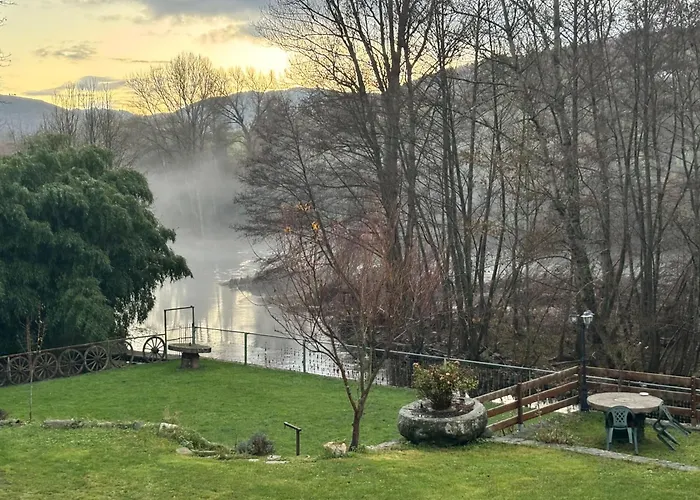 Гостевой дом River &